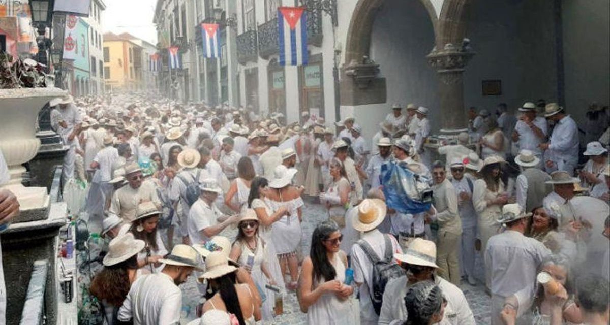 El Carnaval de Los Indianos: La Fiesta Cubana más Grande Fuera de Cuba