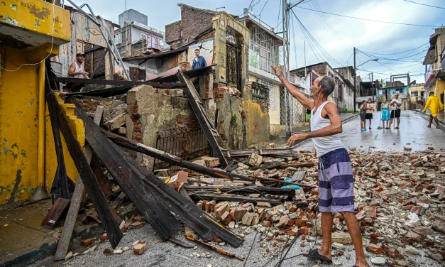 El subsidio de la miseria: cuando ayudar significa cobrar